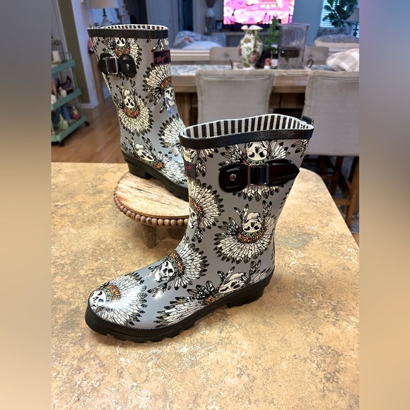Blazing Roxx Remi Tribal Chief Waterproof Boots - Picture 1 of 10